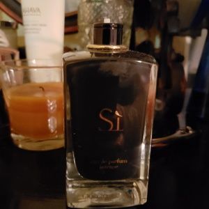 Full Armani si intense